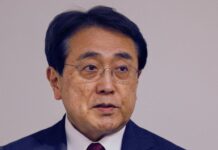 जापानी व्यापार वार्ताकार ने टैरिफ समझौते की खामियों के चलते अमेरिका यात्रा रद्द की Japan US trade deal