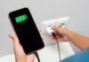 फोन चार्जिंग में बरतें ये सावधानियां, वरना घट सकती है बैटरी लाइफ Mobile charging tips