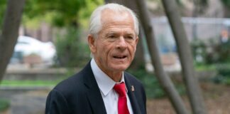 ब्राह्मण फायदा कमा रहें… डोनाल्ड ट्रंंप के सहयोगी ने उगला भारत के खिलाफ जहर Peter Navarro India statemen