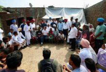 बाढ़ प्रभावित क्षेत्रों का दौरा करने पंजाब पहुंचे राहुल गांधी…डूबी फसलें-टूटे घर देखे, किसानों से भी मिले Rahul Gandhi Punjab Visit