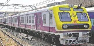 जल्द मुंबई लोकल में लगेंगे सेंसर आधारित दरवाजे लोकल