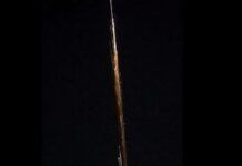 दिल्ली-एनसीआर में दिखा अद्भुत नजारा, अचानक तेज रोशनी से जगमगाया आसमान