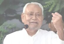 बिहार में 49 लाख छात्रों के खाते में पहुंचे 2,920 करोड़ रुपये Nitish
