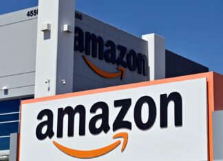 दुनिया की दिग्गज ई-कॉमर्स कंपनी अमेजन करेगी 30000 कर्मियों की छंटनी, इस सेक्टर पर सबसे ज्यादा गिरेगी गाज