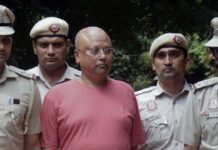 ‘सेक्स पार्टनर चाहिए’, दिल्ली के बाबा चैतन्यानंद की पीड़िता के साथ व्हाट्सऐप चैट वायरल Chaitanyananda harassment case: