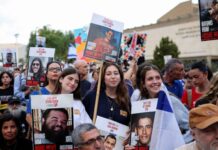 पीस डील के बाद गाजा में शुरू हुई बंधकों की रिहाई, ट्रंप भी पहुंचे मिस्र