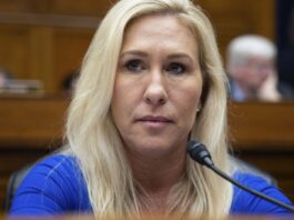 डोनाल्ड ट्रंप की पार्टी की सांसद ने दिया इस्तीफा, कभी रहीं अमेरकी राष्ट्रपति की कट्टर समर्थक