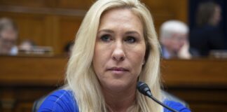 डोनाल्ड ट्रंप की पार्टी की सांसद ने दिया इस्तीफा, कभी रहीं अमेरकी राष्ट्रपति की कट्टर समर्थक