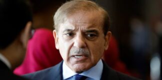 कंडोम से जीएसटी हटा दो जी! IMF के आगे गिड़गिड़ाया पाकिस्तान