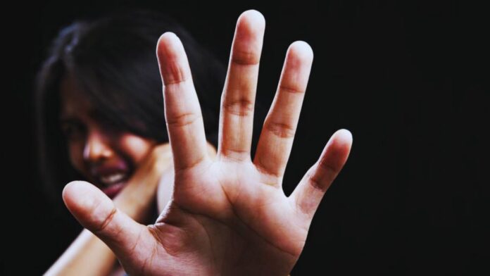 DNA tests were conducted on 17 suspects, and the father turned out to be the one who assaulted his daughter! Mumbai Police have arrested him.