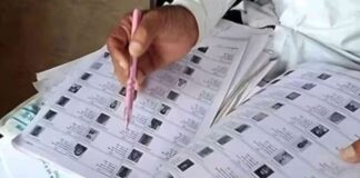 पश्चिम बंगाल में वोटर लिस्ट से हटाए जाएंगे 70 लाख नाम? निर्वाचन आयोग का चुनाव से पहले बड़ा एक्शन