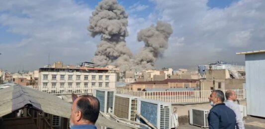 मिडिल ईस्ट में महायुद्ध के संकेत? ईरान-इजरायल टकराव तेज, दोनों देशों ने संभाली मोर्चेबंदी