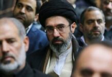 ईरान के सुप्रीम लीडर रूस में इलाज करा रहे हैं? रिपोर्ट ने बढ़ाई अंतरराष्ट्रीय हलचल