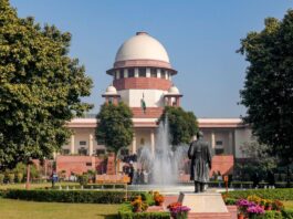 सुप्रीम कोर्ट का बड़ा फैसला, गोद लेने वाली हर मां को मिलेगा बराबर मातृत्व अवकाश