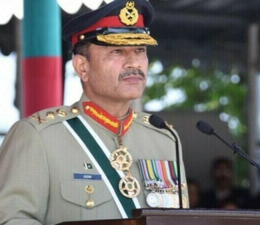 पाकिस्तान में शियाओं पर निशाना? आर्मी चीफ के बयान से गरमाई राजनीति