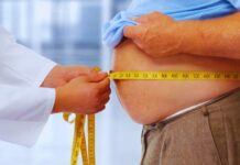 डाइट और जिम में घंटों पसीना बहाने के बाद भी वजन नहीं घट रहा? जानें क्या गलतियां कर रहे हैं आप? Are you still not losing weight despite your diet and hours spent sweating it out at the gym? Find out what mistakes you're making.