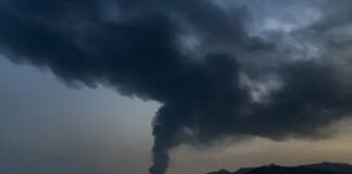 ईरान का ताबड़तोड़ पलटवार! बहरीन, यूएई, कुवैत में अमेरिकी ठिकानों पर ड्रोन अटैक Iran's Rapid-Fire Retaliation! Drone Attacks on US Bases in Bahrain, UAE, and Kuwait