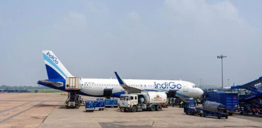 IGI एयरपोर्ट पर तकनीकी खराबी के कारणइंडिगो की फ्लाइट की इमरजेंसी लैंडिंग