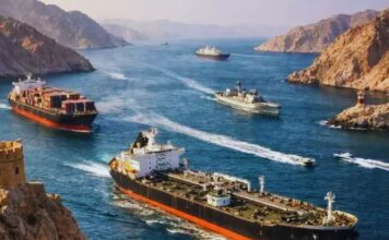 “भारत हमारे दोस्त हैं”: हॉर्मुज जलडमरूमध्य में भारतीय जहाजों को सुरक्षित पासेज का ईरान का ऐलान "India is our friend": Iran announces safe passage for Indian ships in the Strait of Hormuz.