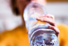 Overhydration Alert: ज्यादा पानी से बिगड़ सकता है शरीर का बैलेंस