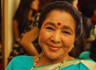 सिंगिंग से आगे निकली आशा भोसले… रेस्टोरेंट बिजनेस से भी भारी कमाई, छोड़ी करोड़ों की प्रॉपर्टी Asha Bhosle Ventures Beyond Singing... Earns Substantially from Restaurant Business, Leaves Behind Property Worth Crores.