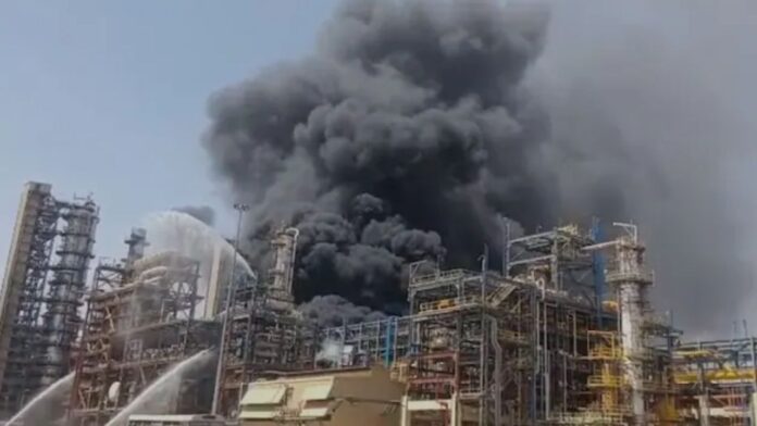 Fire breaks out at Pachpadra Refinery unit a day before inauguration; PM Modi set to arrive tomorrow.