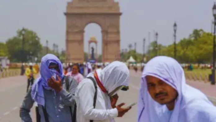 Severe Heat Warning for Delhi-NCR; Major Rain Alert Issued for 10 States
