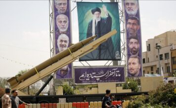 मिसाइल बंकर, ड्रोन नेटवर्क और जनता का समर्थन… ट्रंप की धमकी के बावजूद क्यों नहीं झुक रहा ईरान?