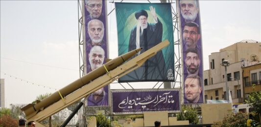 मिसाइल बंकर, ड्रोन नेटवर्क और जनता का समर्थन… ट्रंप की धमकी के बावजूद क्यों नहीं झुक रहा ईरान?