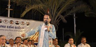 कांग्रेस के लिए बड़ा राजनीतिक झटका, गुजरात से राज्यसभा में खत्म हो सकती है मौजूदगी A Major Political Blow for the Congress Its Presence in the Rajya Sabha from Gujarat Could Come to an End