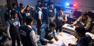 NEET पेपर लीक केस में CBI की बड़ी कार्रवाई, पुणे से एक अन्य मास्टरमाइंड को किया गिरफ्तार CBI Arrests Pune 'Mastermind' in Paper Leak Case