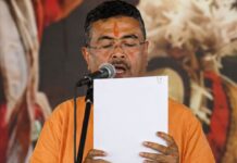 CM बनते ही सुवेंदु का बड़ा एक्शन! सड़क पर धार्मिक कार्यक्रमों पर लगाई रोक, लाउडस्पीकर की आवाज पर भी सख्ती CM Suvendu Adhikari