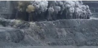 चीन में अवैध खनन बना काल, खदान ढहने से 5 लोगों की हुई मौत China mining collapse
