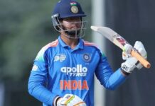 आंखों में आंसू और सीने पर ‘INDIA’, वैभव सूर्यवंशी ने जर्सी पहनकर बयां किया अपना सबसे बड़ा सपना, देखें वीडियो Vaibhav Suryavanshi