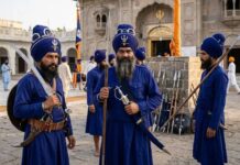 कौन हैं निहंग सिख? उत्तराखंड गुरुद्वारे में विवाद के बाद जानिए उनका इतिहास और योद्धा परंपरा Nihang Sikhs