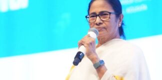 TMC में कलह, 20 से अधिक सांसदों ने ओम बिरला को लिखा पत्र Mamta Benerjee