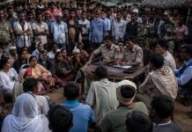 छत्तीसगढ़ में धर्मांतरण पर बड़ा बवाल, 26 परिवारों को घर छोड़ने के लिए किया मजबूर chattisgarh