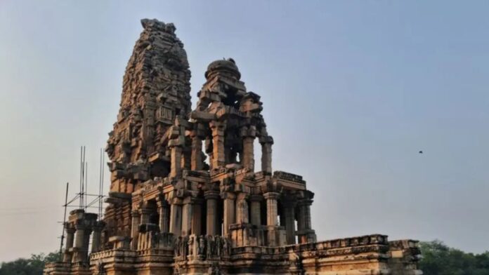 ghosts-built-kakanmath-temple- ghosts-built-kakanmath-temple-