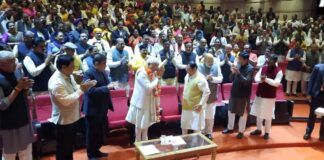 राज्यसभा में बदल रहे समीकरण! बहुमत के आंकड़ों के करीब पहुंचा NDA, TMC संकट से मिल सकता है बड़ा फायदा member of parliament rajya sabha