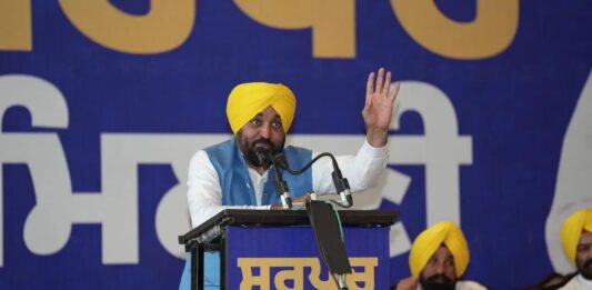 सीएम मान की ओर से 15 अगस्त से सरपंचों के लिए 10,000 रुपए मासिक मानदेय का ऐलान CM Mann