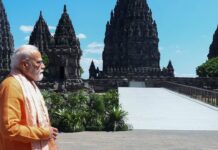 प्रम्बानन मंदिर पहुंचे PM मोदी, ‘ॐ नमः शिवाय’ के जयघोष के बीच सामने आया वीडियो PM Modi reached Prambanan temple video surfaced amid chants of Om Namah Shivay