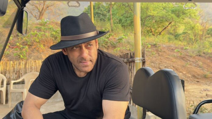 Paper leak is a very serious issue says Salman Khan in support of students advises keeping the matter away from politics Paper leak is a very serious issue says Salman Khan in support of students advises keeping the matter away from politics