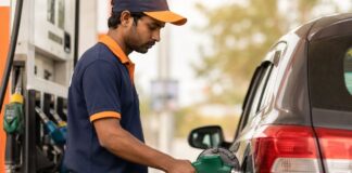 Petrol-Diesel Price Update: कहीं राहत तो कहीं बढ़ा खर्च, जानें आज के नए रेट Petrol diesel rate today