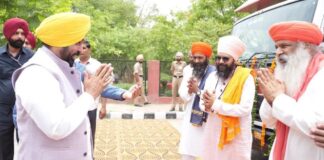 गुरु रविदास जी के 650वें प्रकाश पर्व पर पंजाब सरकार की बड़ी पहल, 13 हजार गांवों तक पहुंचाया जाएगा उनका संदेश Punjab