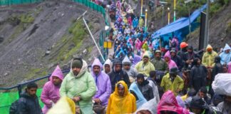 Amarnath Yatra 2026: बाबा बर्फानी के दर्शन को उमड़ी भक्तों की भीड़, 7 दिनों में डेढ़ लाख ने की यात्रा Amarnath Yatra
