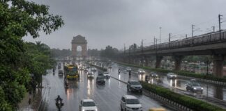 दिल्लीवालों को गर्मी से राहत, NCR में शुरू हुई फुहारें झमाझम बारिश का इंतजार कब खत्म होगा? Delhi NCR Weather