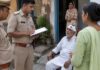 23 साल की बहू का बड़ा आरोप, ससुर पर ब्लेड से हमले के बाद मचा हड़कंप Muzaffarnagar Woman Attacks Father-in-Law with Blade