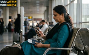 भारत सरकार की बड़ी एडवाइजरी, मिडिल ईस्ट में फंसे भारतीयों से सुरक्षित जगह पहुंचने की अपील indian embassy iran