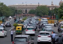 Traffic Alert: आज इन रास्तों पर बढ़ सकती है परेशानी, दिल्ली पुलिस की एडवाइजरी जारी delhi traffic advisory