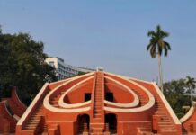 1724 में क्यों बना था दिल्ली का जंतर-मंतर? 4 खास यंत्रों की अनोखी कहानी Jantar Mantar Delhi